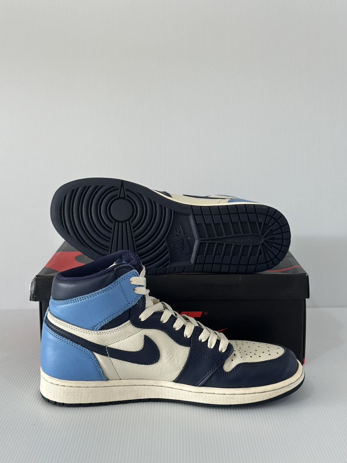 Nike Nike Jordan 1 Retro High Obsidian Size US 9.5 / EU 42-43 - 7 Thumbnail