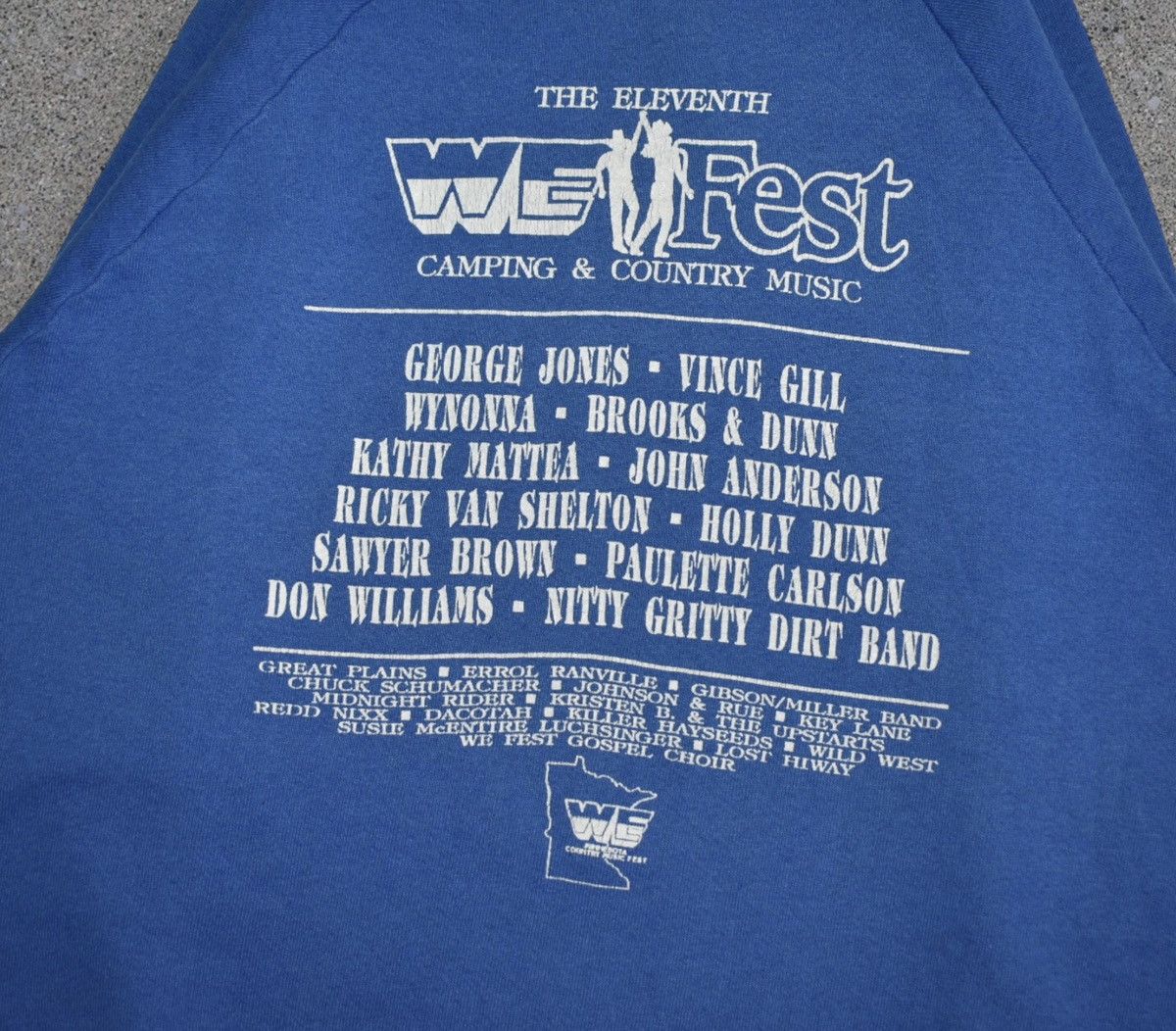 Vintage Vintage ‘94 Country Music Festival Minnesota Sweatshirt (L) Size US L / EU 52-54 / 3 - 4 Thumbnail