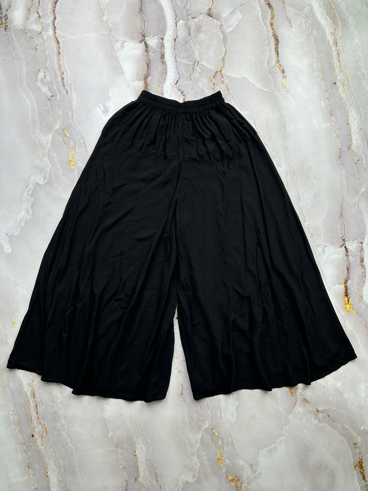 image of Vintage Very Wide Cropped Pants Yohji Style in Black, Men's (Size 26)