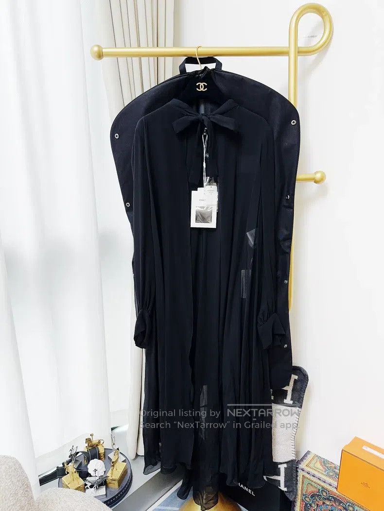 Chanel Chanel 22A black transparent mulberry silk long-sleeved sh Size XS / US 0-2 / IT 36-38 - 1 Thumbnail