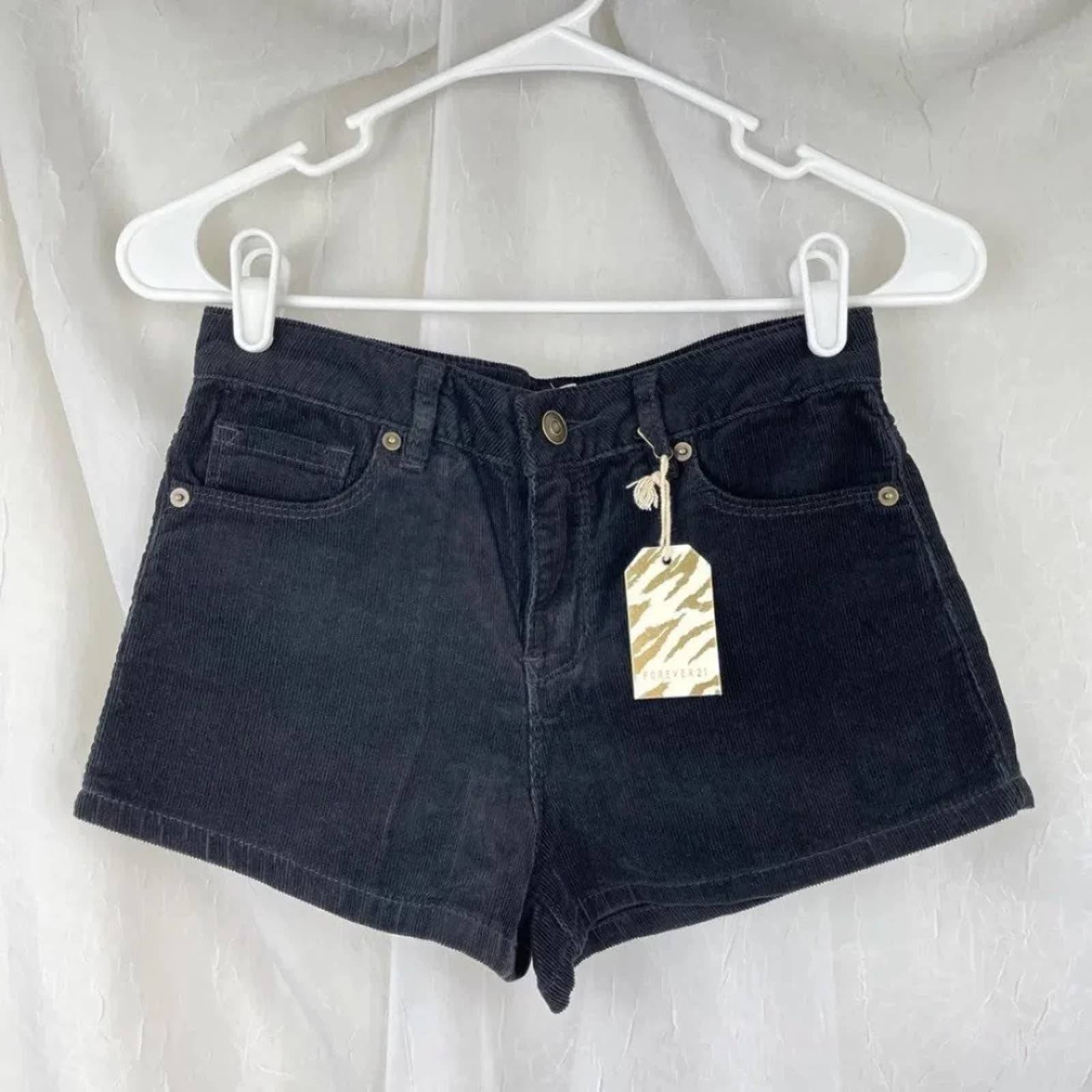 Forever 21 Forever 21 Black Corduroy High Waist Shorts XS Sz 24 in NWT Size 25" / US 0 / IT 36 - 1 Thumbnail