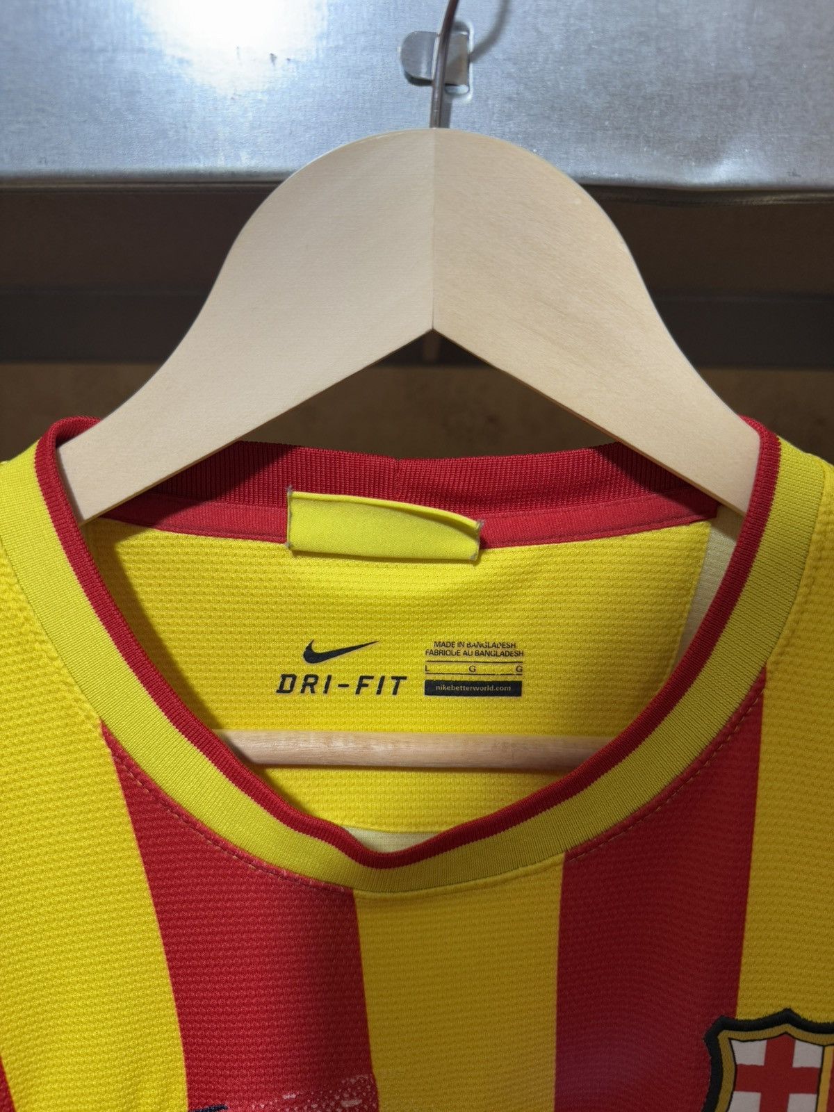 Nike Nike FC Barcelona 2014 2015 Fourth Football Soccer Jersey Size US L / EU 52-54 / 3 - 7 Thumbnail