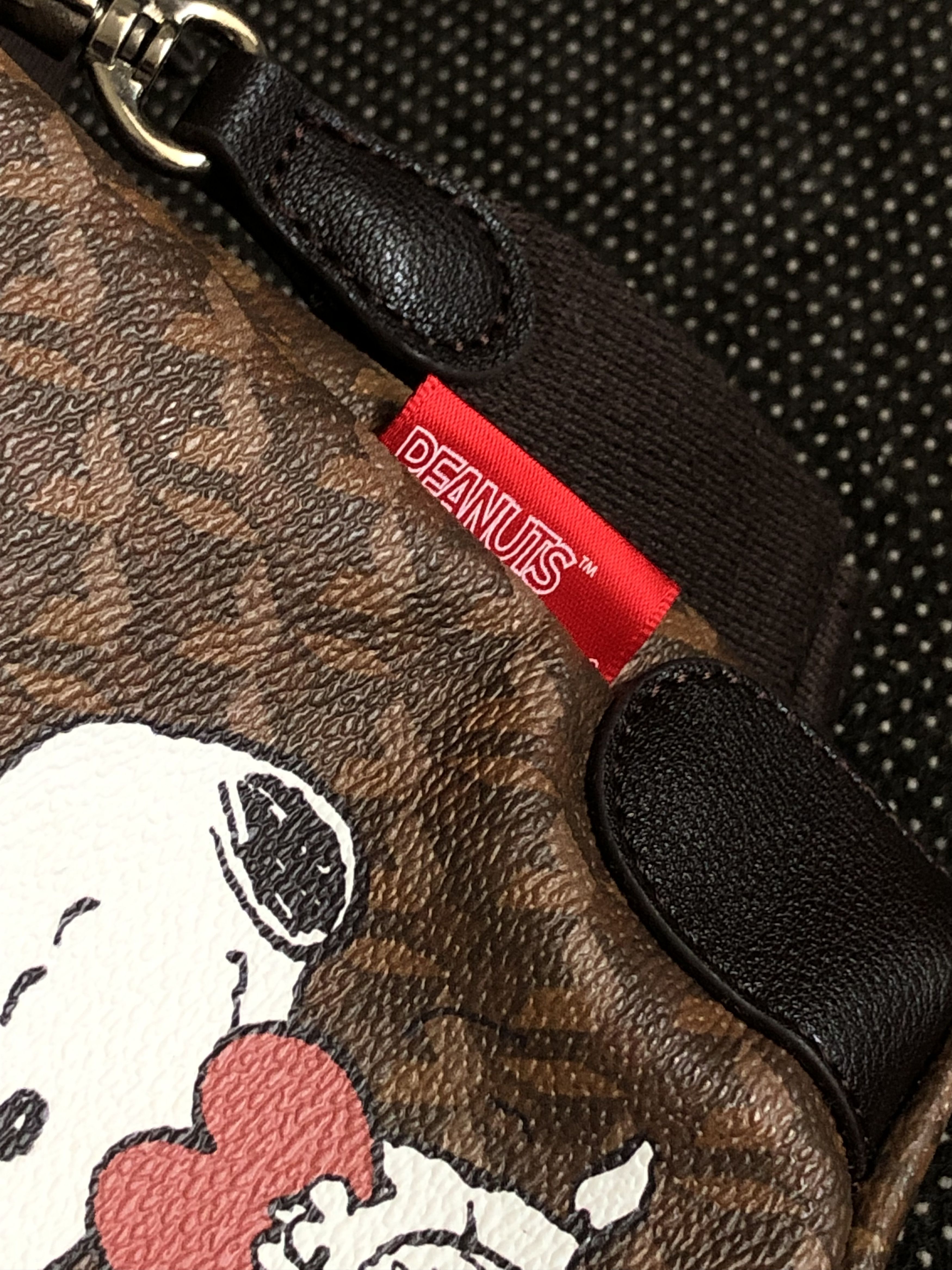 Peanuts RARE🔥YOHJI YAMAMOTO YSACCS X SNOOPY SLING BAG MONOGRAM Size ONE SIZE - 5 Thumbnail