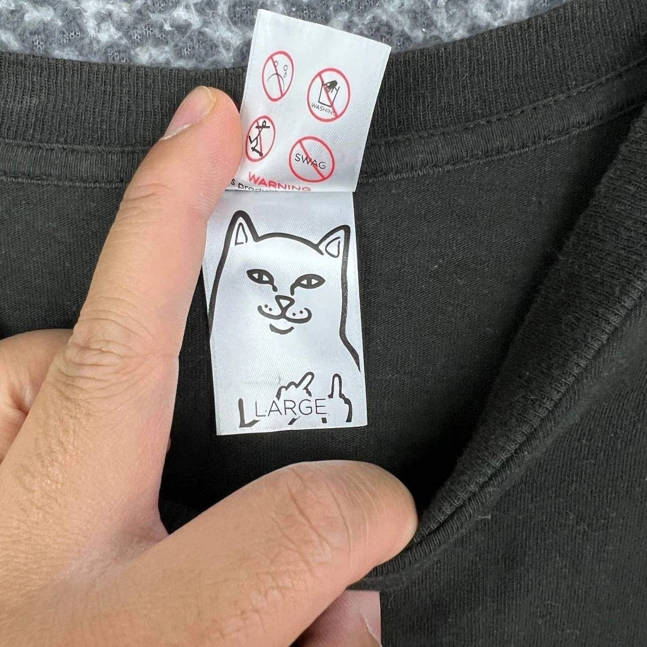 RIPNDIP RipNDip Shirt Cat Frida Kahlo Nermal Portrait Long Sleeve L Size US L / EU 52-54 / 3 - 3 Thumbnail