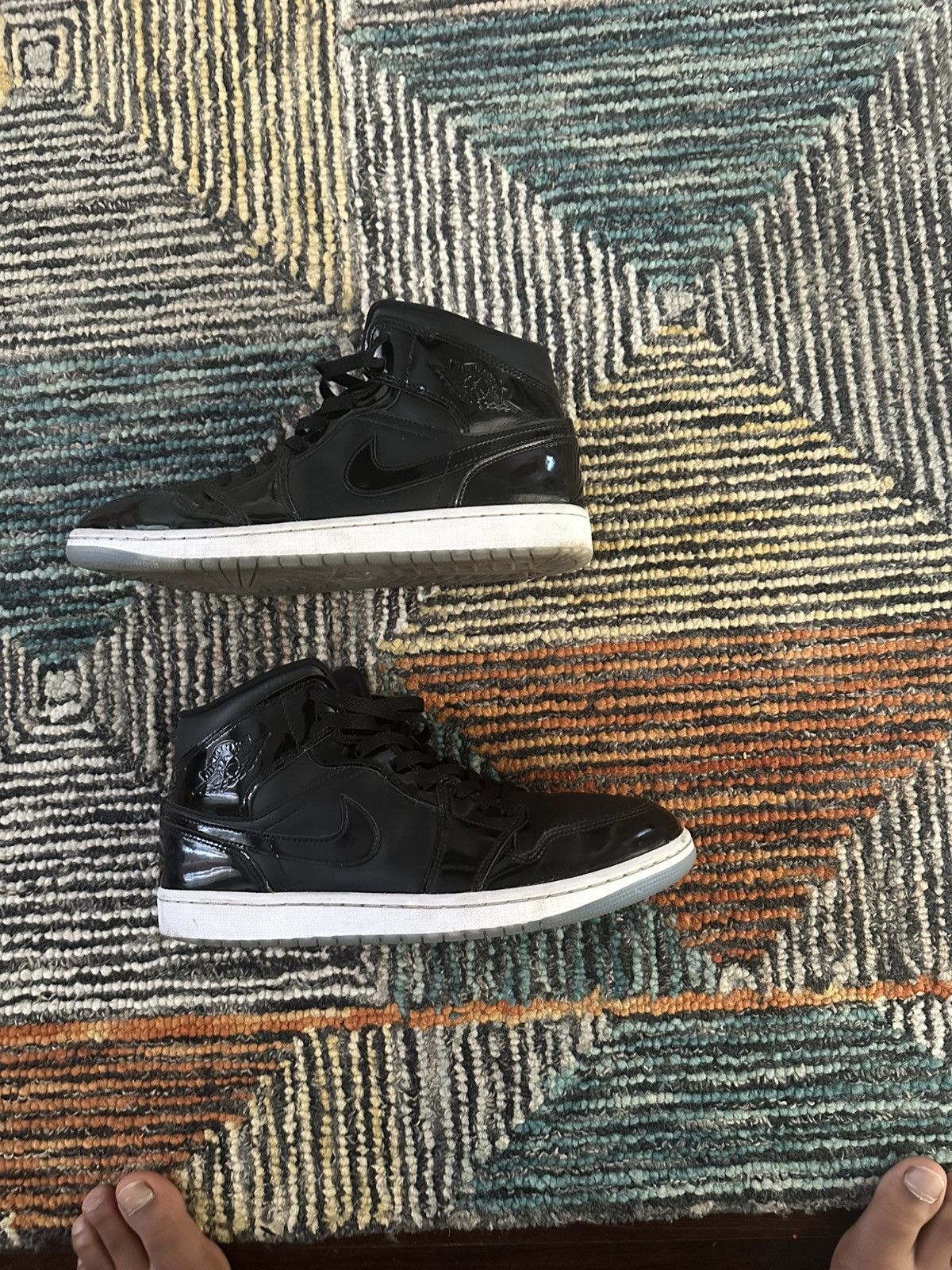 Jordan Brand Jordan 1s Size US 10.5 / EU 43-44 - 4 Thumbnail