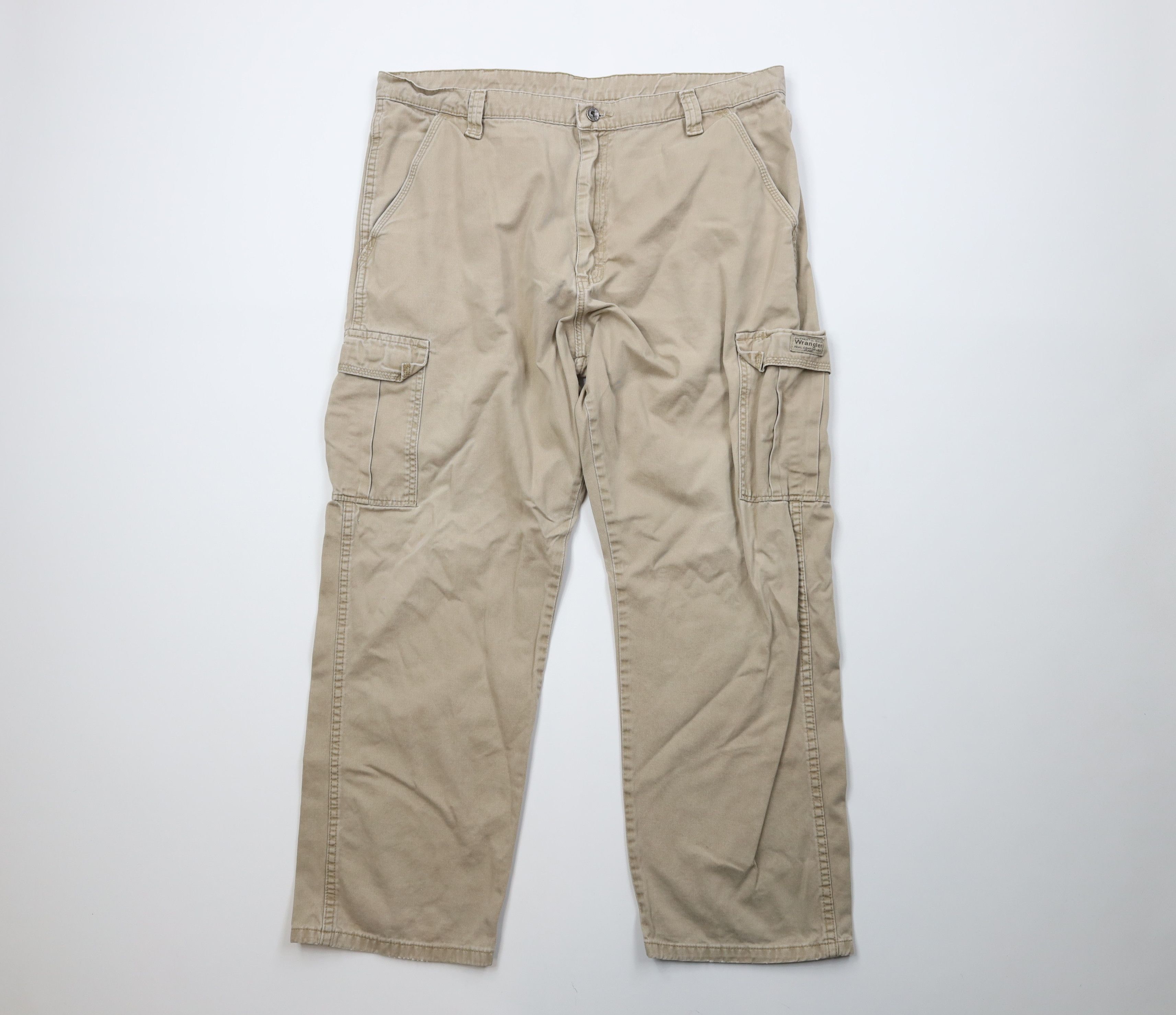 Wrangler Vintage Y2K Wrangler Baggy Wide Leg Cargo Pants Beige Size US 38 / EU 54 - 1 Thumbnail
