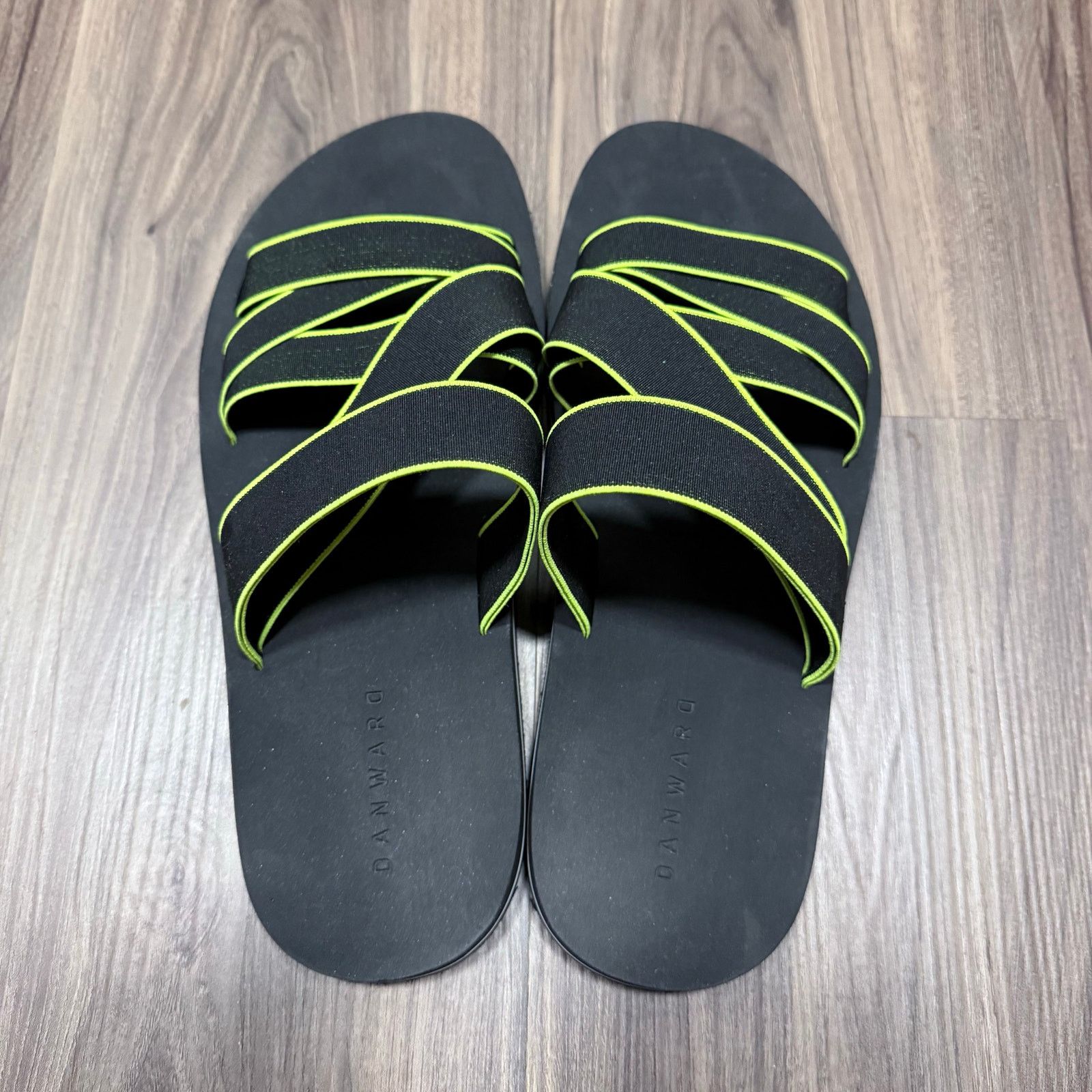 DANWARD Dan Ward Elasticated Multi-Strapped Slides | Size 42 Size US 9 / EU 42 - 1 Thumbnail