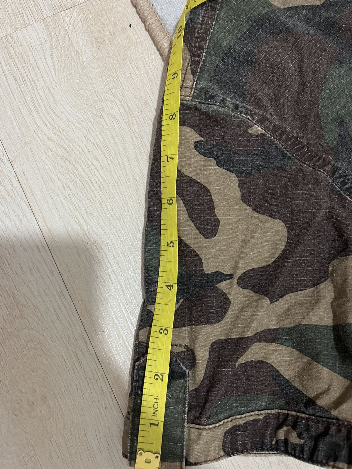 Neighborhood Neighborhood army erdl Size US S / EU 44-46 / 1 - 15 Thumbnail