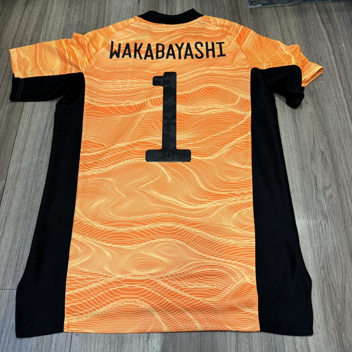 Adidas Japan 20/21 gk shirt #1 Wakabayashi 林源三(Bnwt) Size US M / EU 48-50 / 2 - 2 Thumbnail