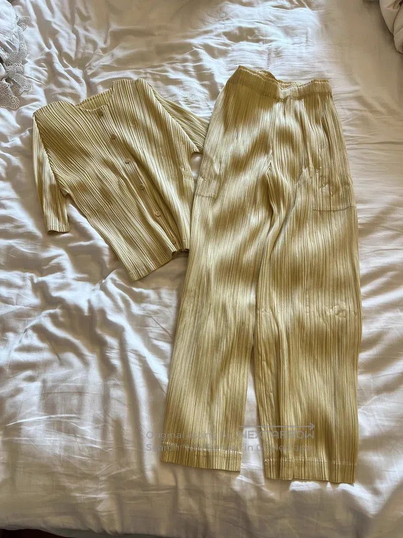 Issey Miyake Issey Miyake Cream Yellow Trousers Size 25" / US 0 / IT 36 - 2 Thumbnail