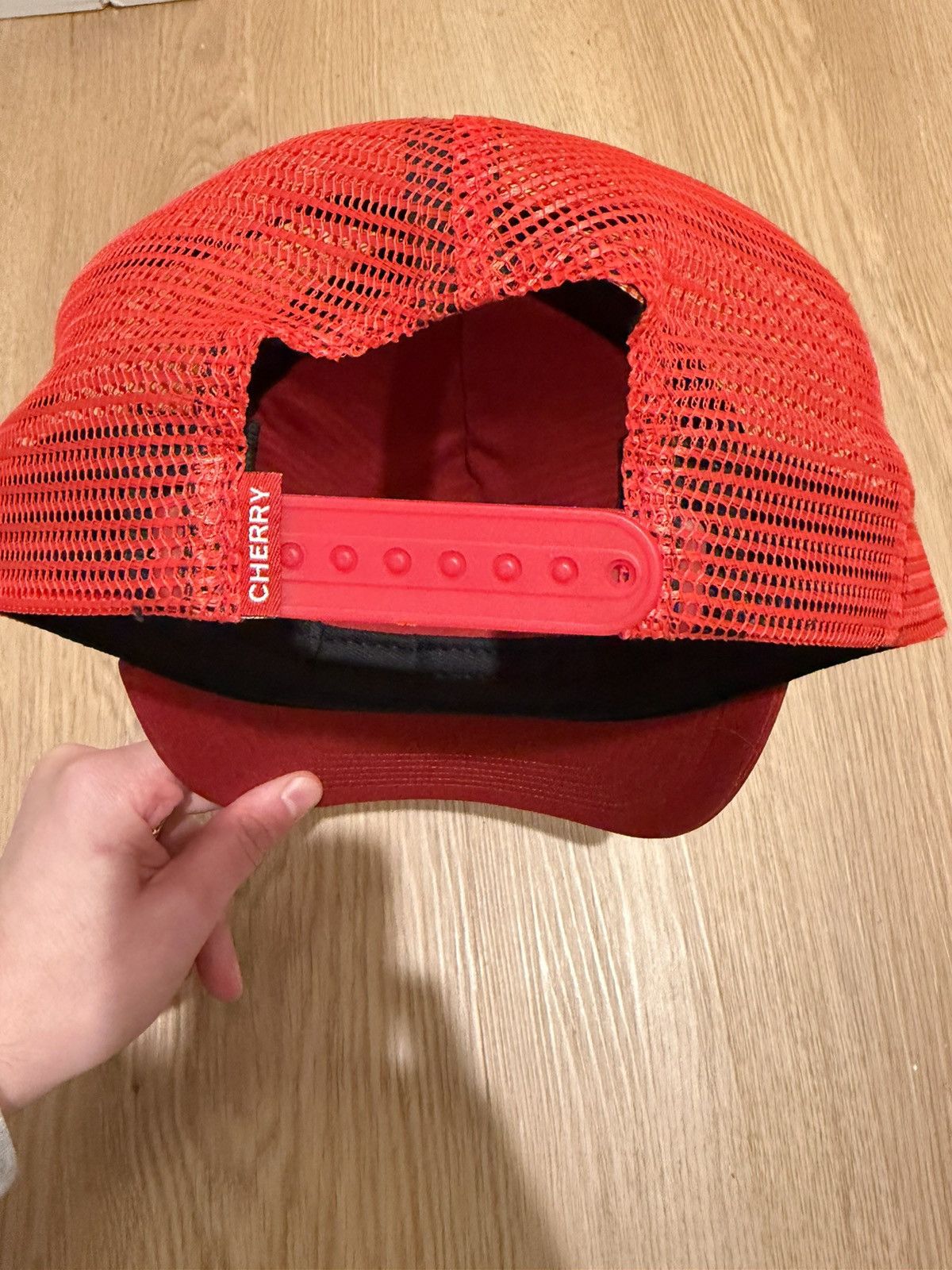 Cherry LA CHERRY LA TRUCKER HAT Size ONE SIZE - 2 Thumbnail