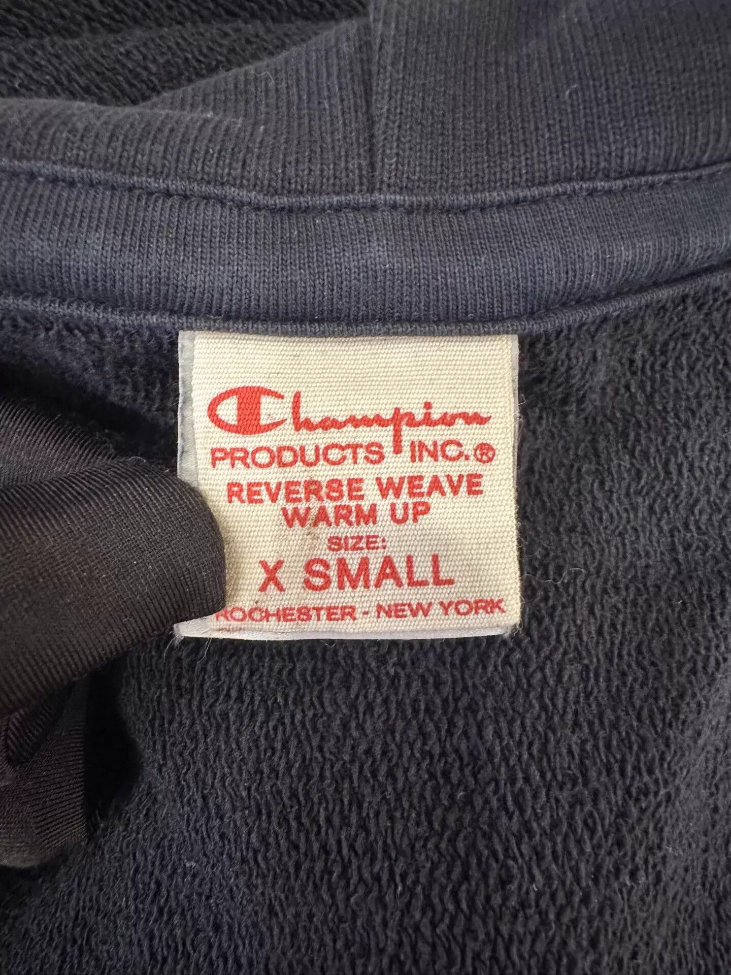 Vetements Vetments x Champion Off-shoulder Hoodie M blk XS Size US XS / EU 42 / 0 - 5 Thumbnail
