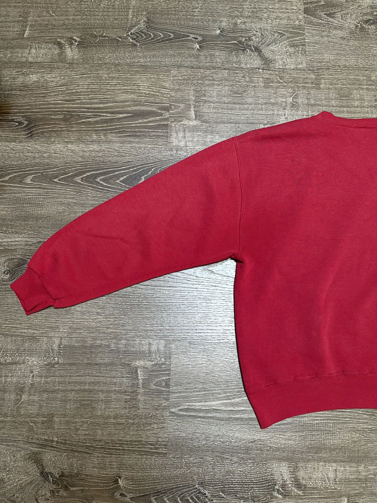 Russell Athletic × Vintage Vintage 90s Russell Athletic Cherry Red Crewneck Sweatshirt Size US L / EU 52-54 / 3 - 8 Thumbnail