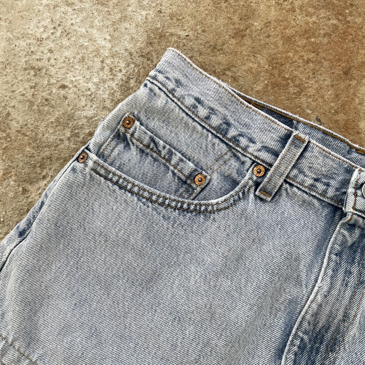 Levi's × Vintage Vintage 90s Levi’s Made In USA 505 Denim Jean Shorts Size US 34 / EU 50 - 2 Thumbnail