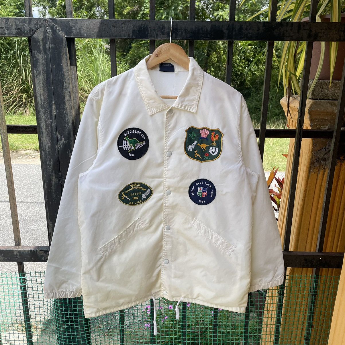 Canterbury of New Zealand × Vintage 🔥Canterbury Big Logo Snap Buttons Coach Light Jacket Size US M / EU 48-50 / 2 - 3 Thumbnail