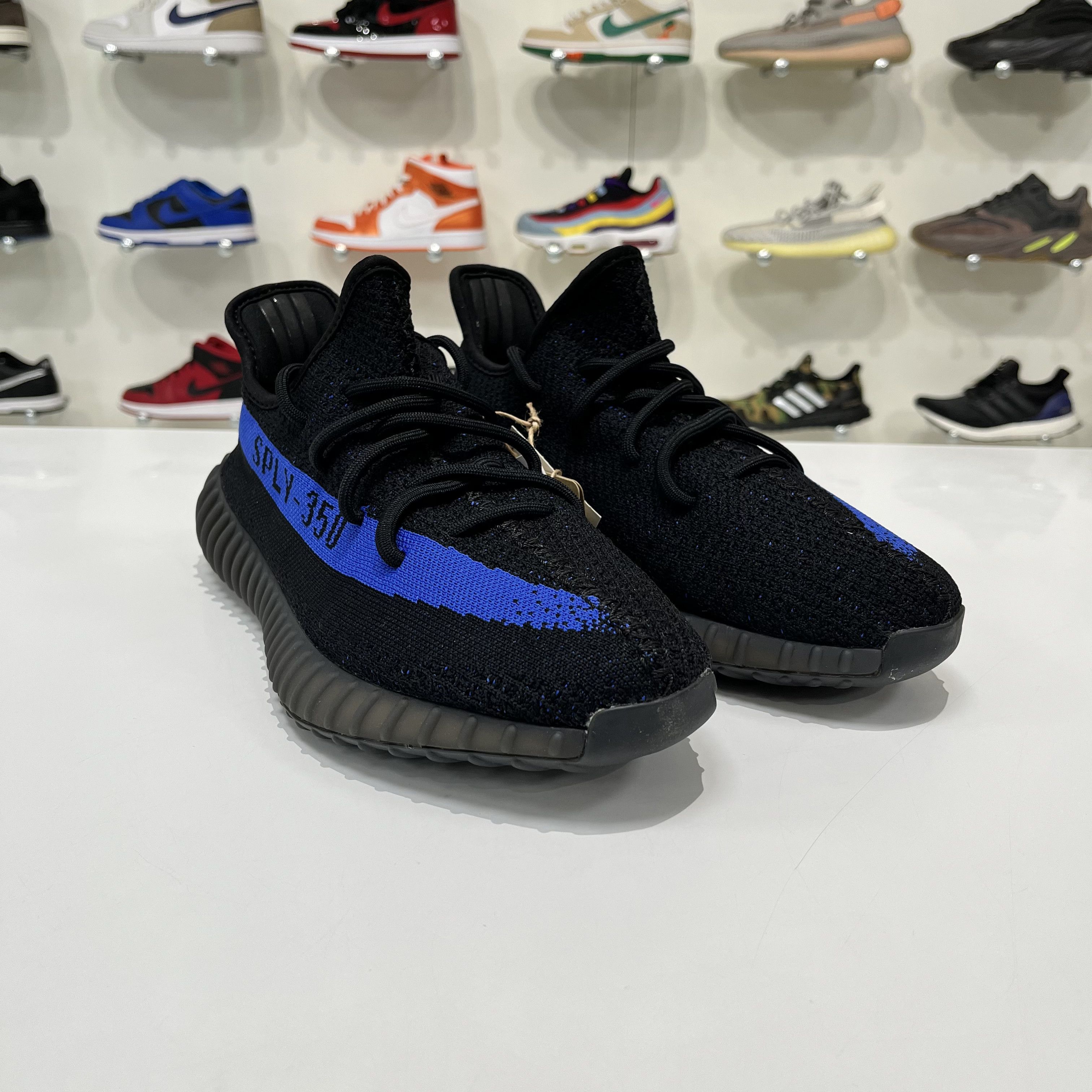 Adidas Adidas Yeezy Boost 350 V2 Dazzling Blue Size US 9.5 / EU 42-43 - 8 Thumbnail