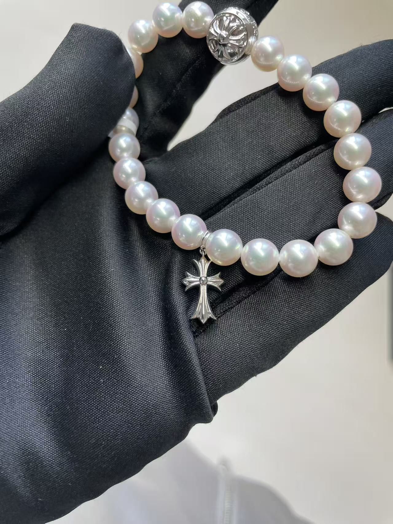 Chrome Hearts Chrome Hearts Mikimoto White Pearl Bracelet Size ONE SIZE - 12 Thumbnail