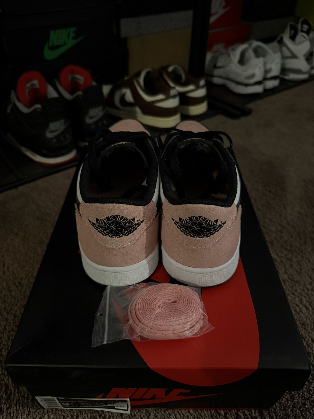 Nike Jordan 1 Low OG “Bleached Coral” Size US 9 / EU 42 - 2 Thumbnail
