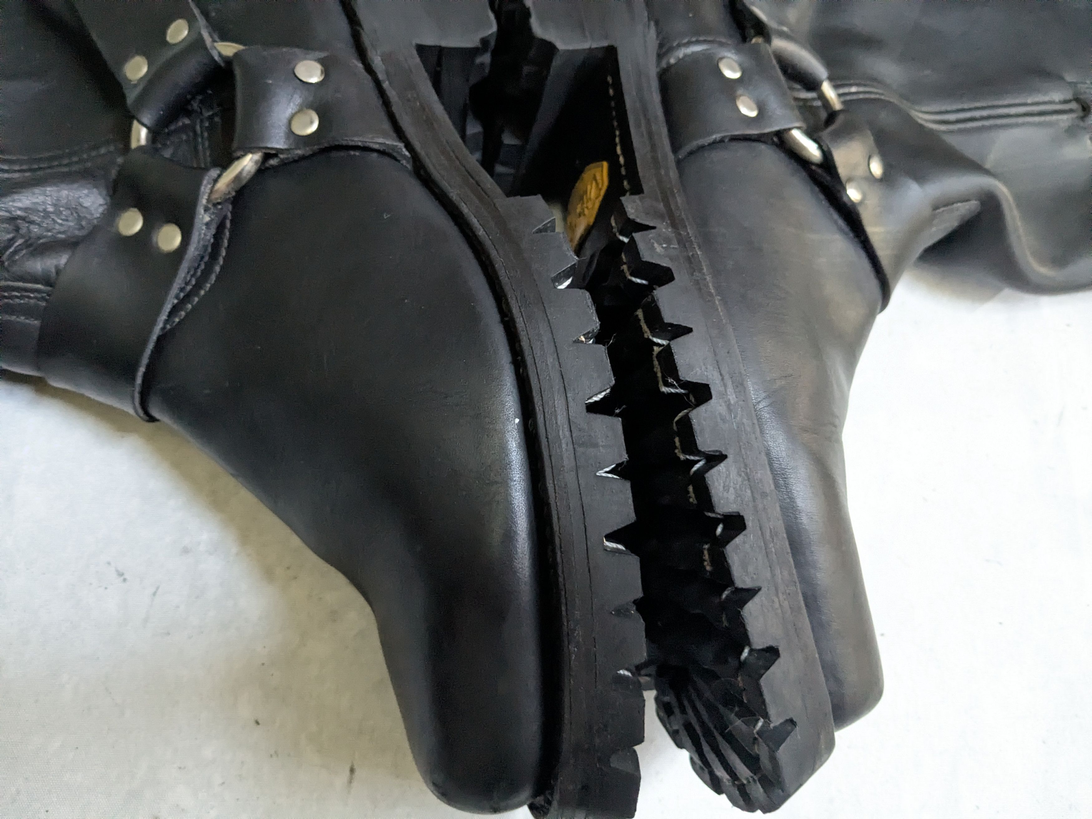Frye Frye Harness Boots Black Leather 9.5 M Buckle Size US 9.5 / EU 42-43 - 9 Thumbnail
