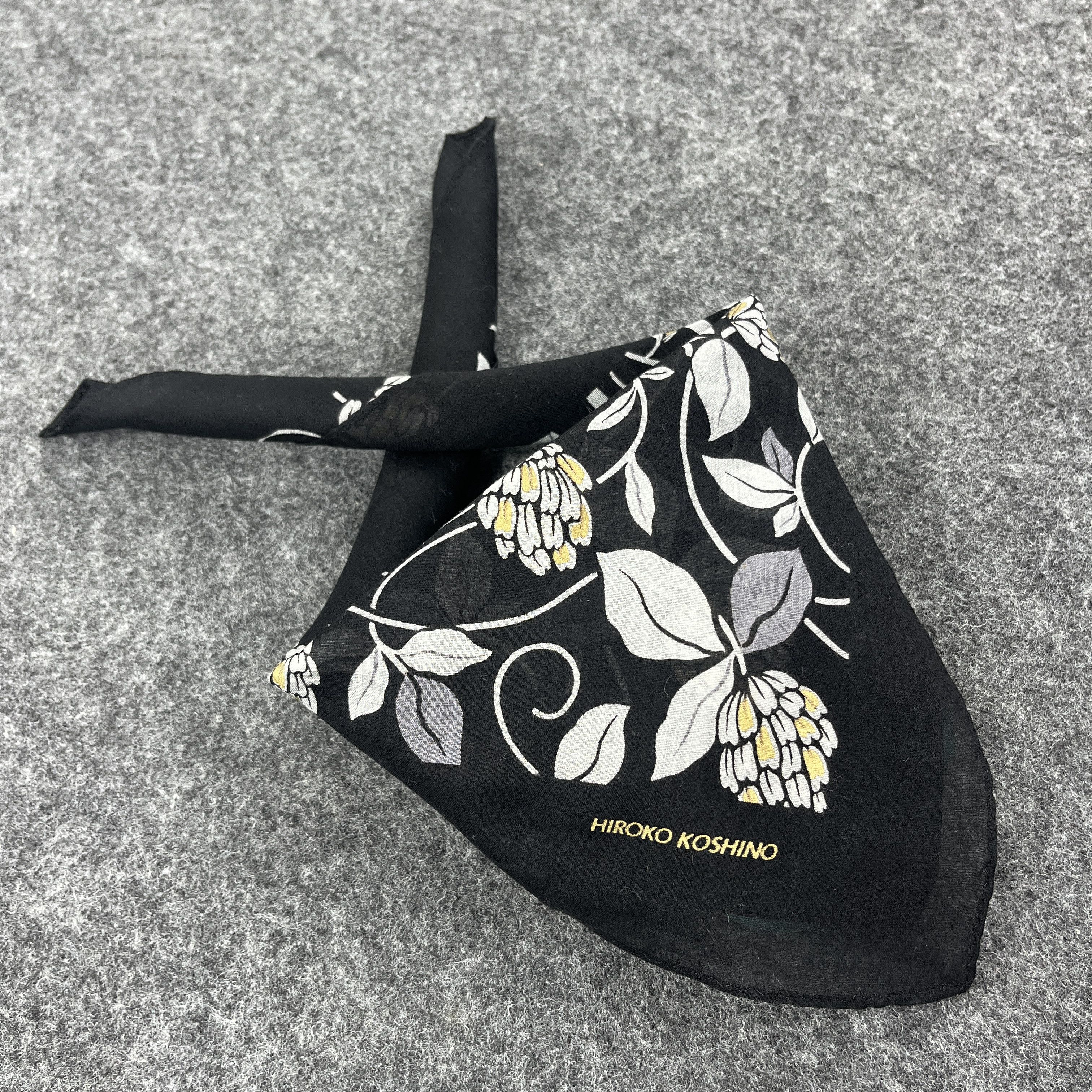 Hiroko Koshino Homme Hiroko Koshino Handkerchief / Bandana / Neckerchief B260 Size ONE SIZE - 9 Thumbnail