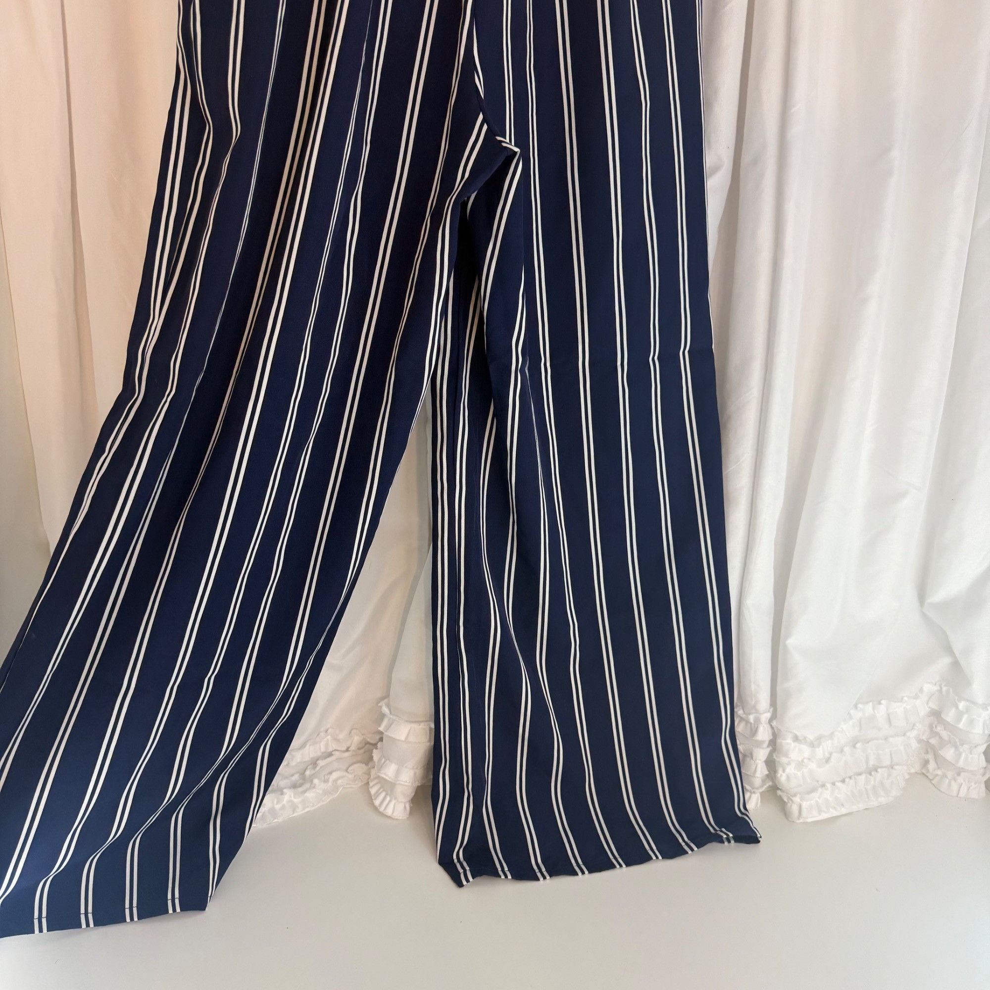 Shein SHEIN Striped Navy & White Wide-Leg Pants Size M Size 28" / US 6 / IT 42 - 4 Thumbnail