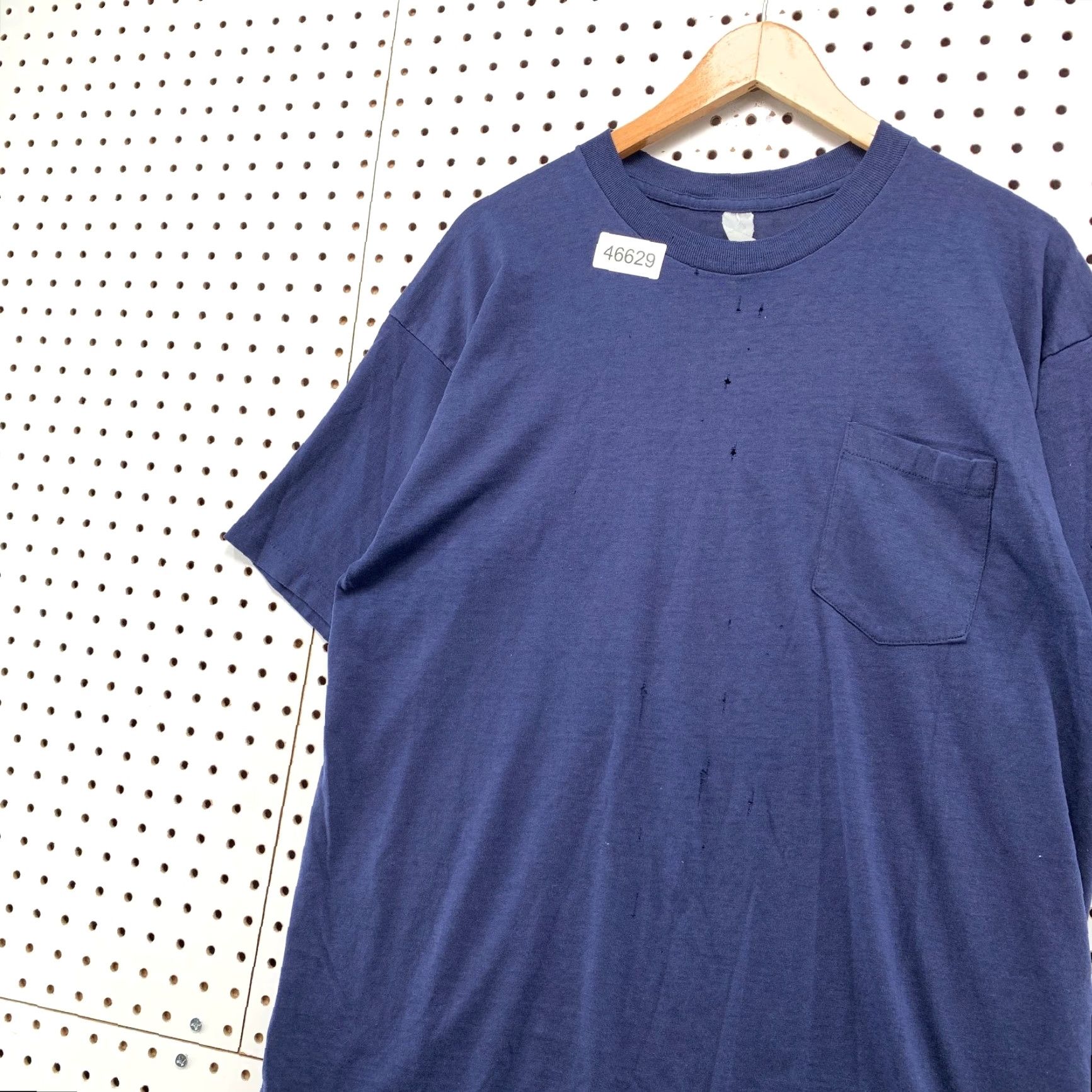 Thrasher VINTAGE Thrashed Pocket Shirt Men Large Navy Blue Distressed Single Stitched USA Shirt Mens L Blue 80s Size US L / EU 52-54 / 3 - 3 Thumbnail