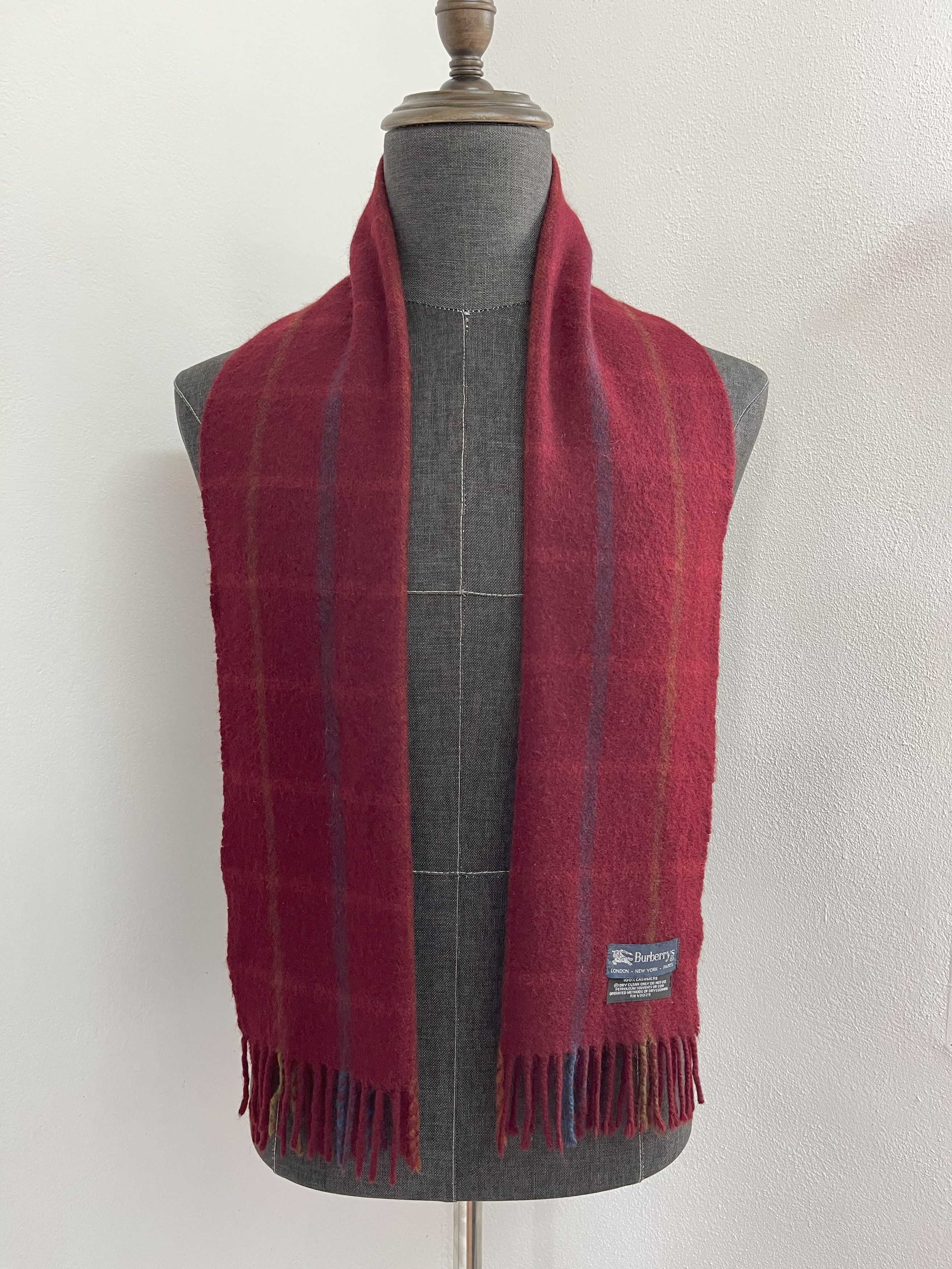 Burberry Vintage Burberry Scarf / Muffler - 6041 Size ONE SIZE - 1 Thumbnail