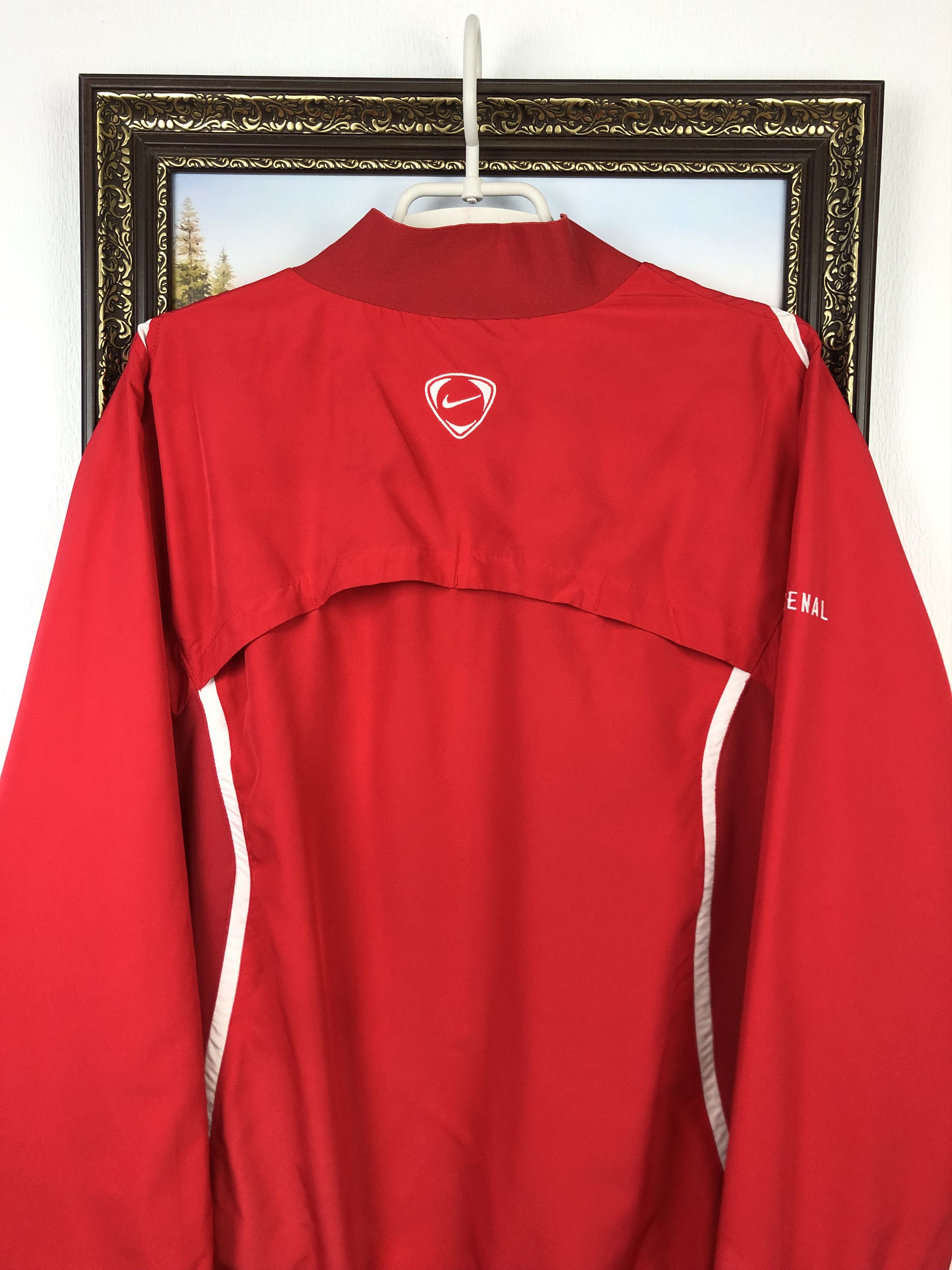 Nike Vintage Nike Arsenal Football Jacket Soccer Track Top Mens Size US L / EU 52-54 / 3 - 10 Thumbnail