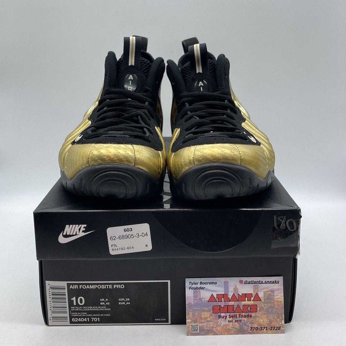 Nike Air foamposite metallic gold Size US 10 / EU 43 - 2 Thumbnail
