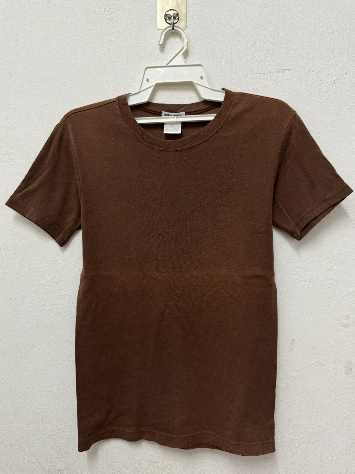 Issey Miyake Issey Miyake Plaid Brown T shirt Slim Fit Size US S / EU 44-46 / 1 - 1 Thumbnail