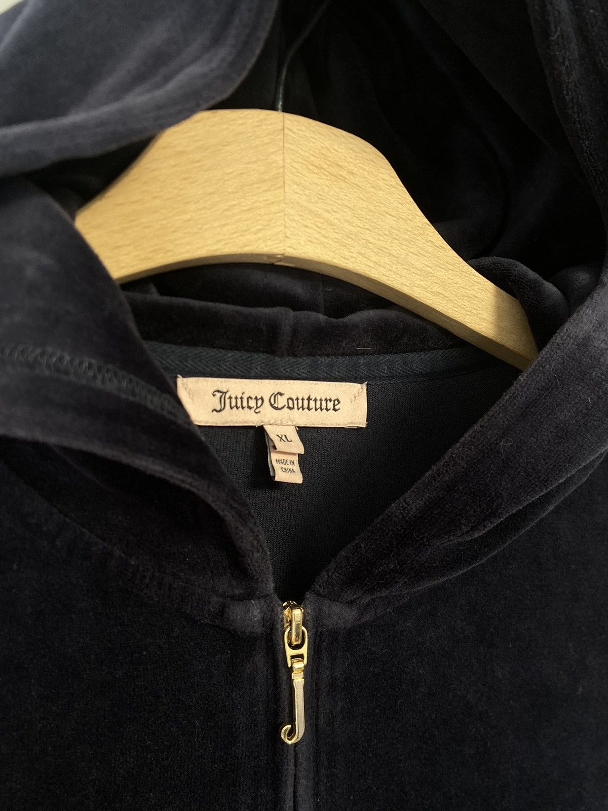Juicy Couture × Vintage Vintage Juicy Couture Hoodie Sweatshirt Navy Blue Velour y2k Size XL / US 12-14 / IT 48-50 - 6 Thumbnail