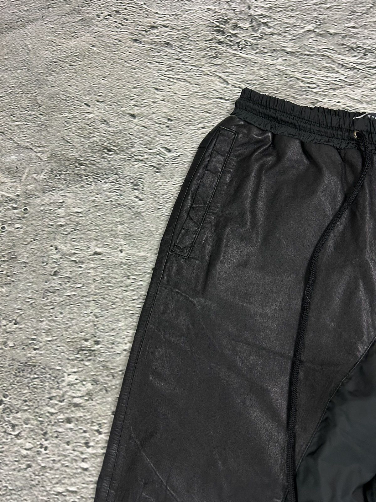 Max Mara Sportmax Max Mara black joggers sweatpants Size 27" / US 4 / IT 40 - 2 Thumbnail