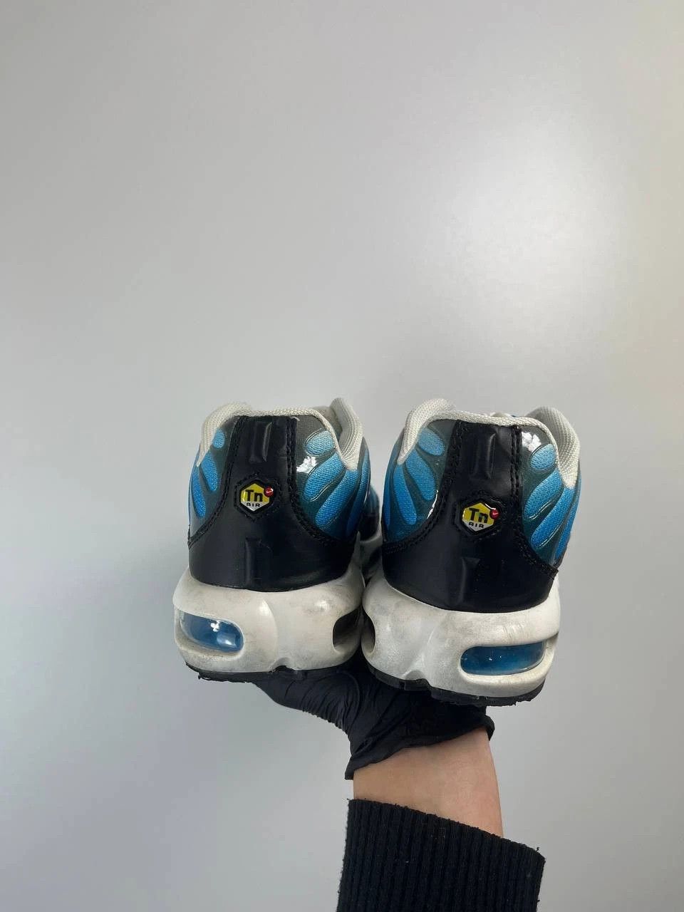 Nike Nike Air Max Plus TN SE FD9767-100 White Blue Gradient Sz 39 Size US 8 / IT 38 - 6 Thumbnail