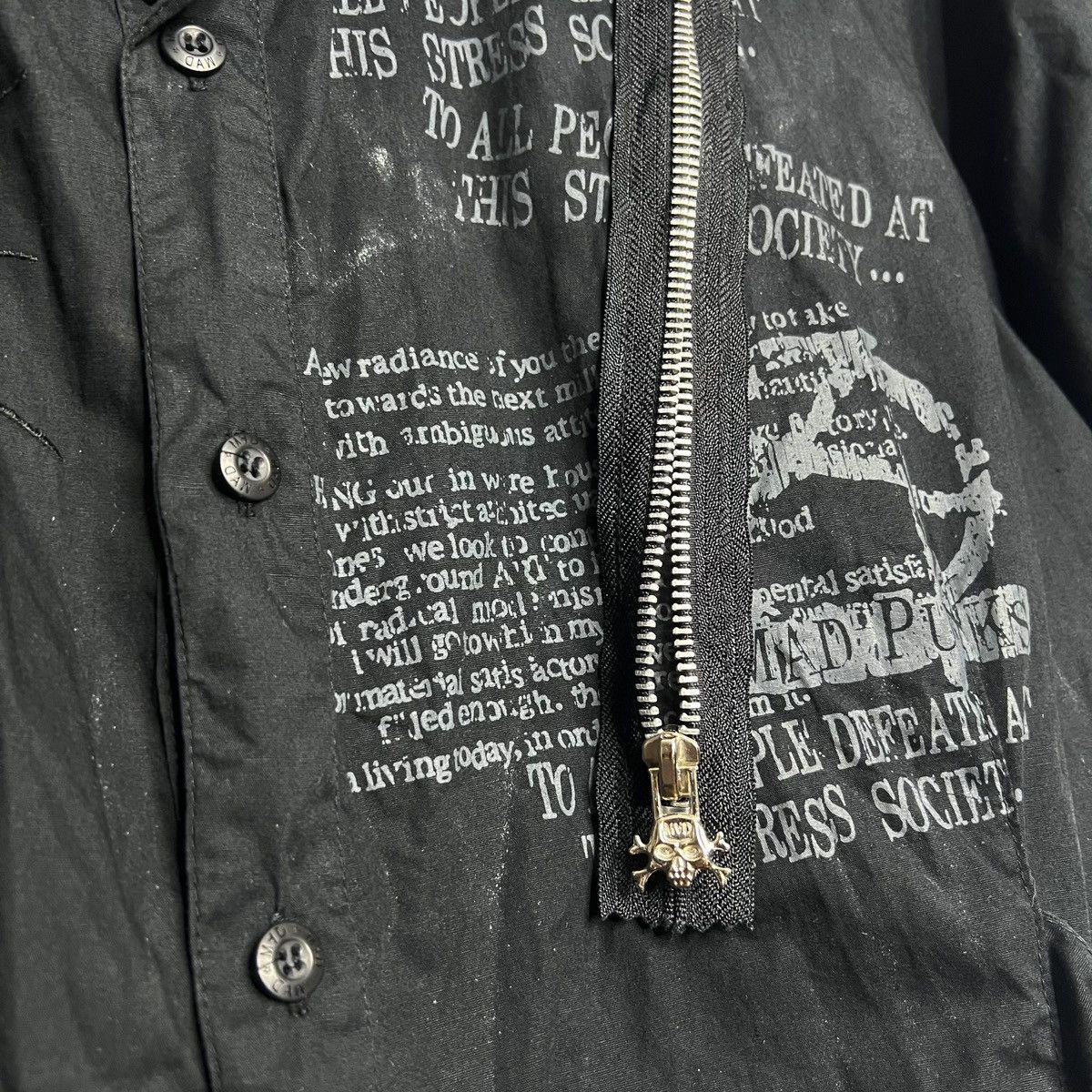 Japanese Brand MAD PUNKS BLACK BONDAGE STRAP GRAPHIC SHIRT Size US M / EU 48-50 / 2 - 5 Thumbnail