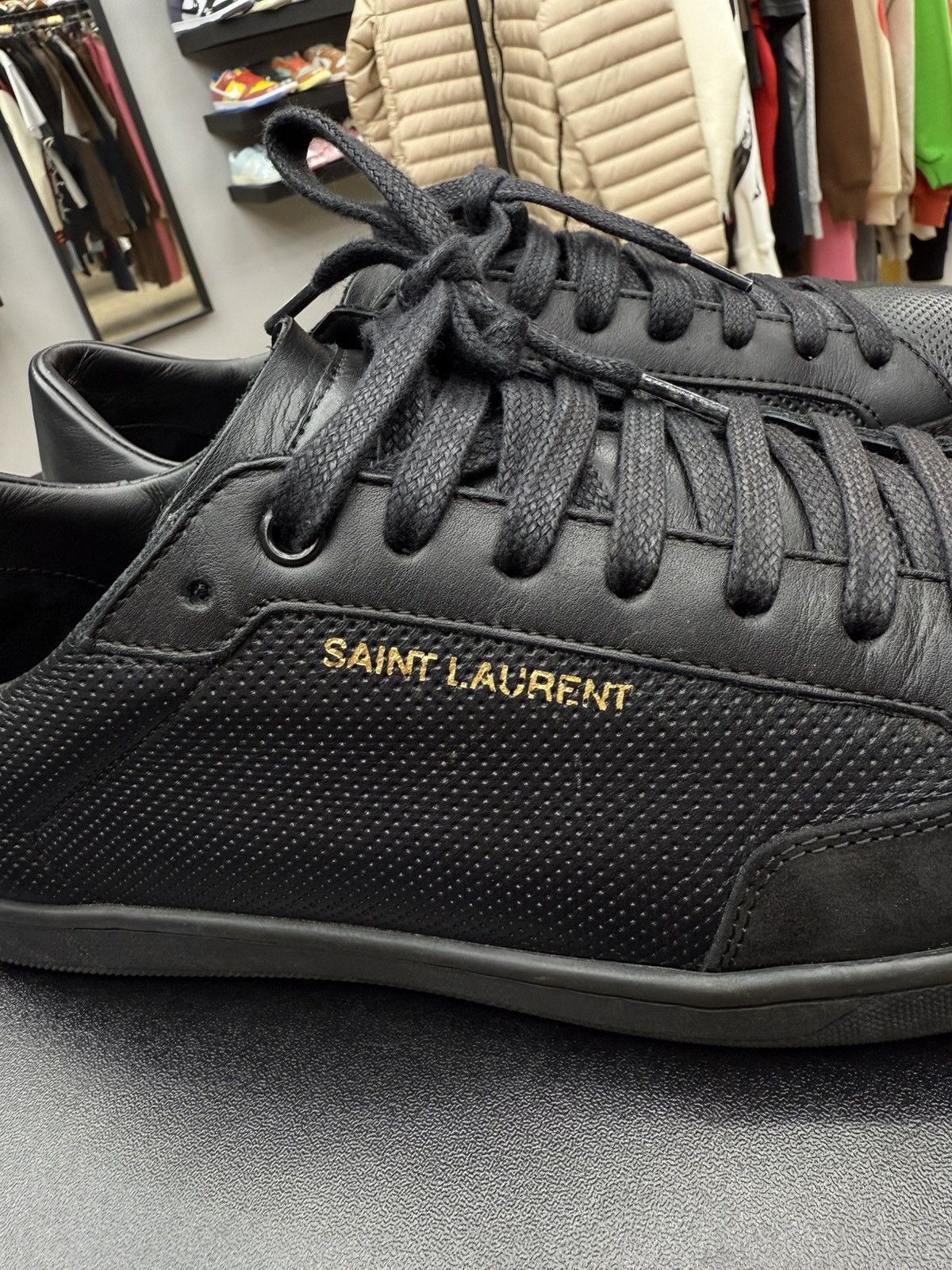 Saint Laurent Paris Saint Laurent Court Classic SL 10 Low Perforated Black 10 US Size US 10 / EU 43 - 4 Thumbnail