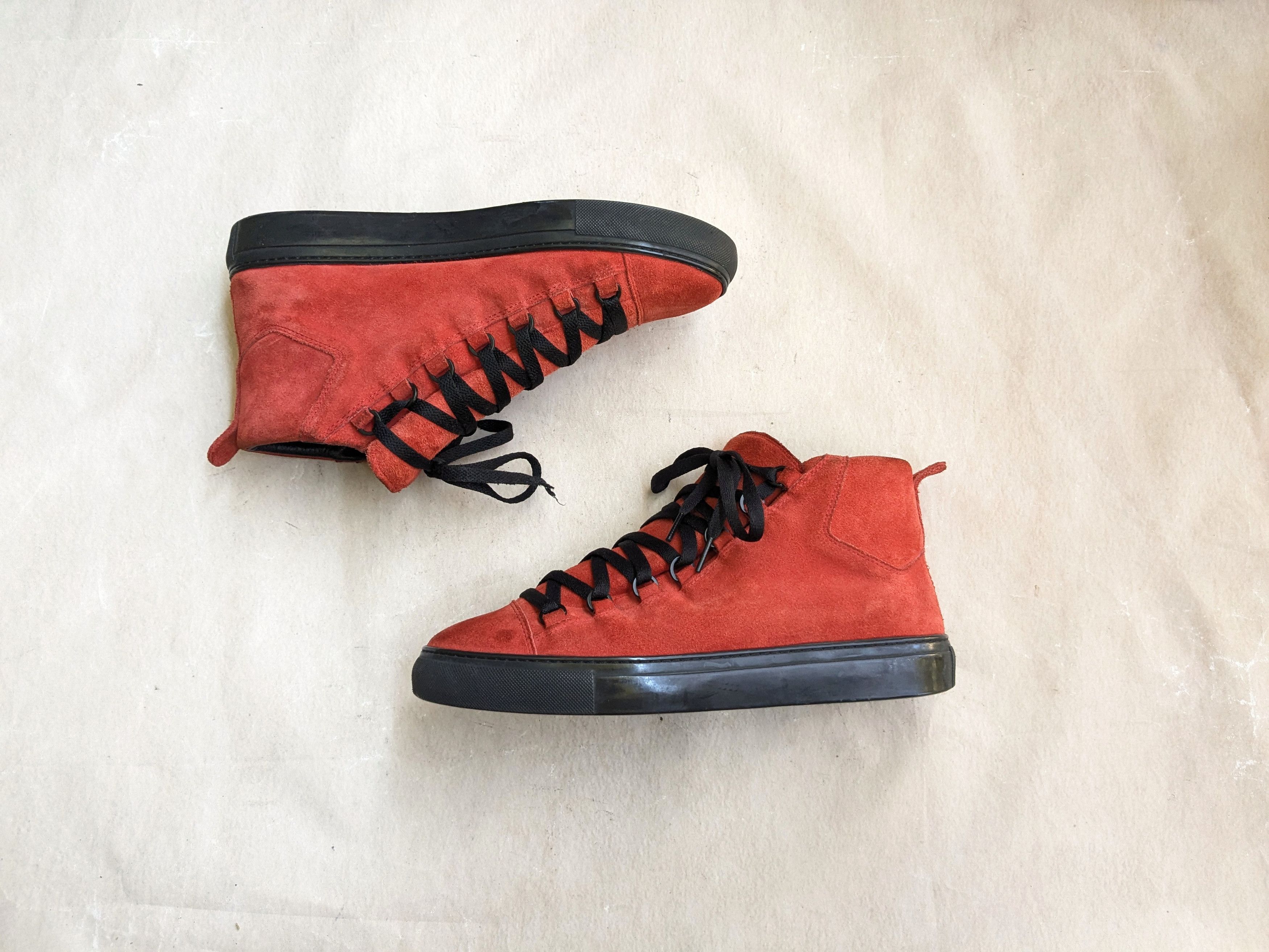Balenciaga Balenciaga Arena Red Suede 10 Leather High Tops Black Size US 10 / EU 43 - 1 Thumbnail