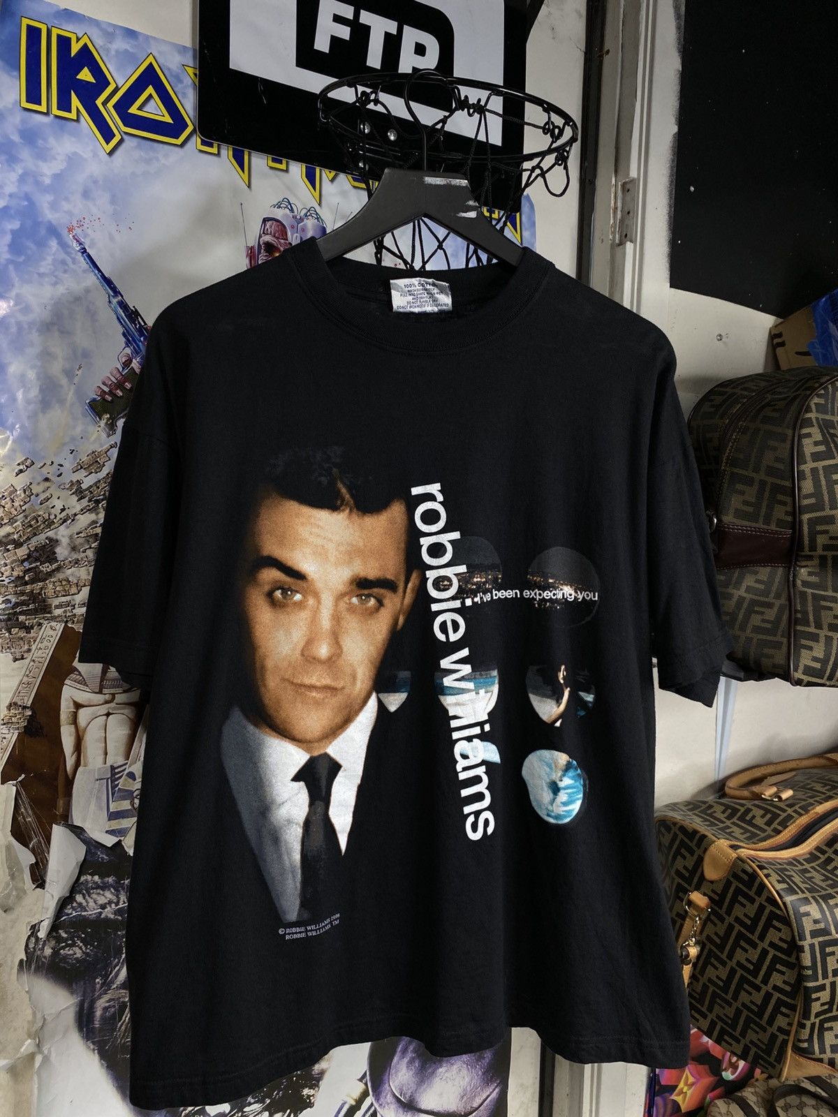 Vintage 90's Robbie Williams Tour T-Shirt Adult Medium