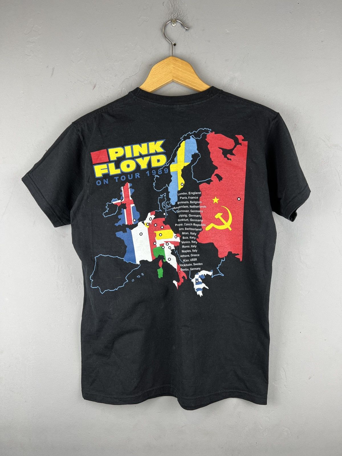Band Tees Vintage Pink Floyd 1989 Tour tee M size Size US S / EU 44-46 / 1 - 2 Thumbnail
