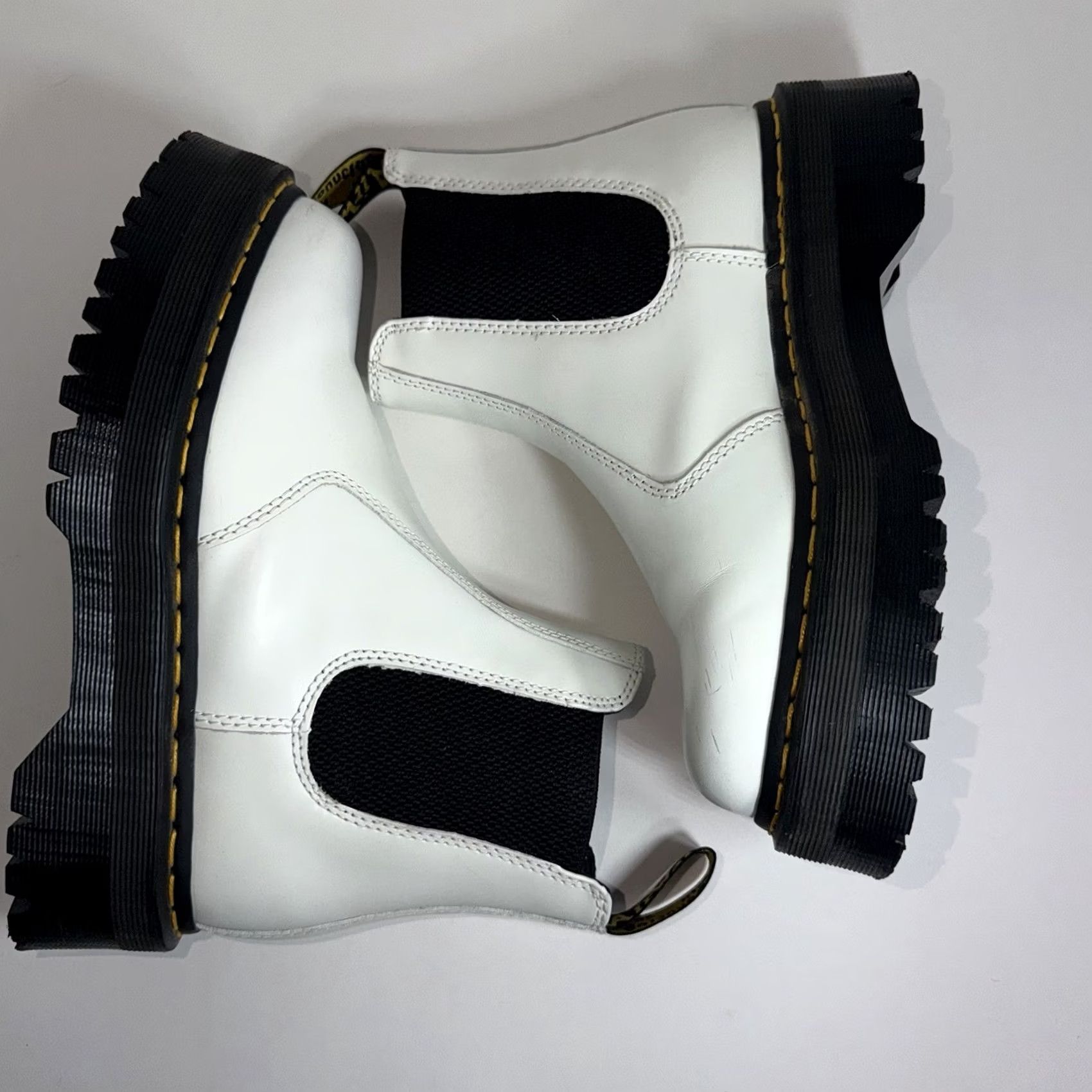 Dr. Martens Dr. Martens 2976 Quad Chelsea Boots Womens Size 8 White Platform Leather Fashion Boots Womens Platform Chelsea Boots Size US 8 / IT 38 - 6 Thumbnail