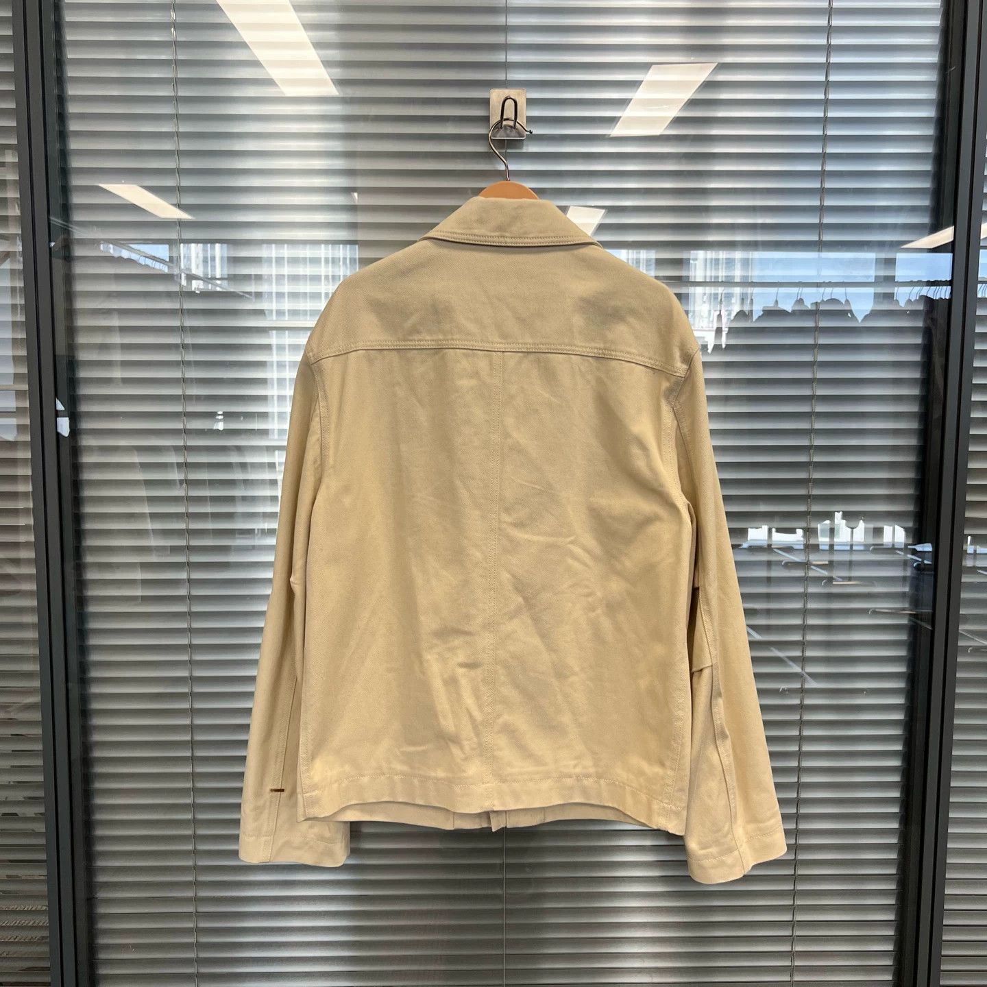 Louis Vuitton Louis Vuitton Ivory Embossed Workwear Denim Jacket 48 Size US M / EU 48-50 / 2 - 2 Thumbnail