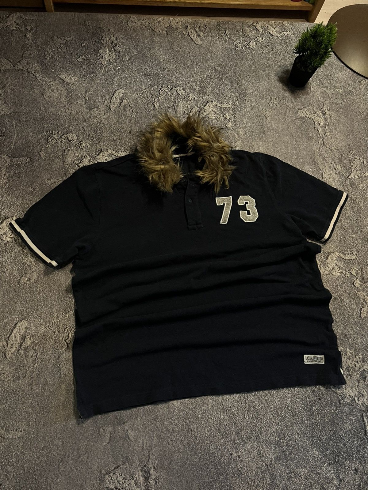 Vintage RARE Vintage Y2K T-Shirt With Fur Avan Archive Style Glam Size US L / EU 52-54 / 3 - 1 Thumbnail