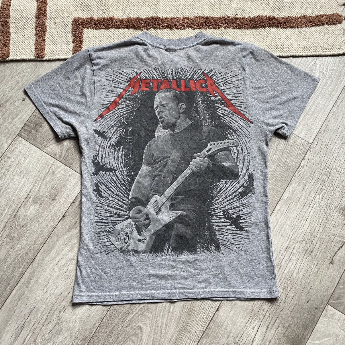 Band Tees VINTAGE METALLICA ROCK BAND BIRDS T SHIRT Size US S / EU 44-46 / 1 - 2 Thumbnail