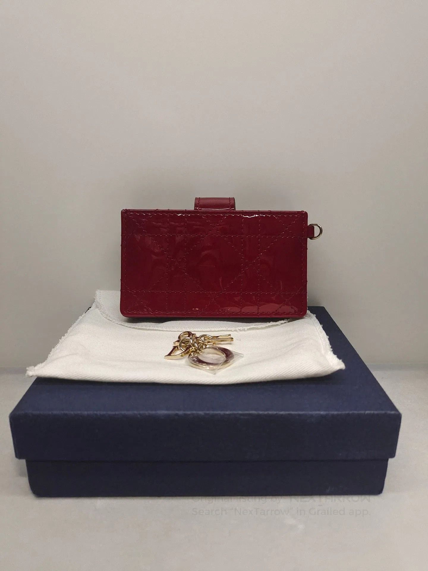 Dior Dior Red Cowhide Cannage 5-Slot Card Holder. Size ONE SIZE - 2 Thumbnail