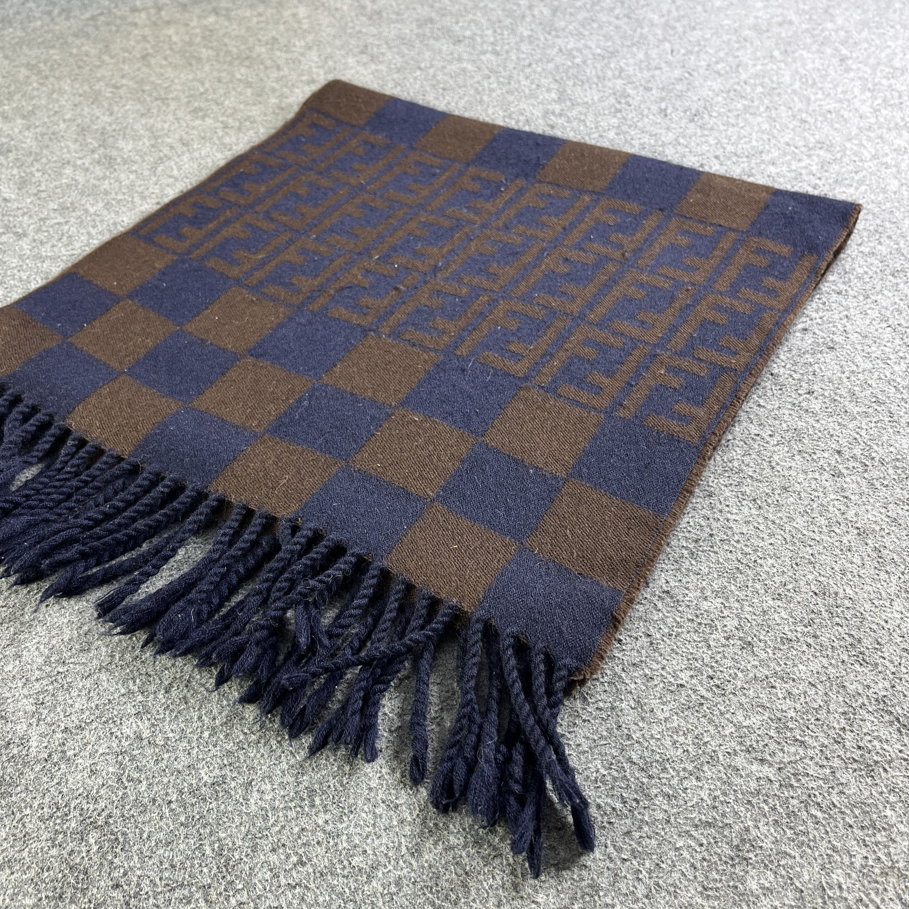 Fendi Fendi Scarf / Muffler / Neckwear T809 Size ONE SIZE - 5 Thumbnail