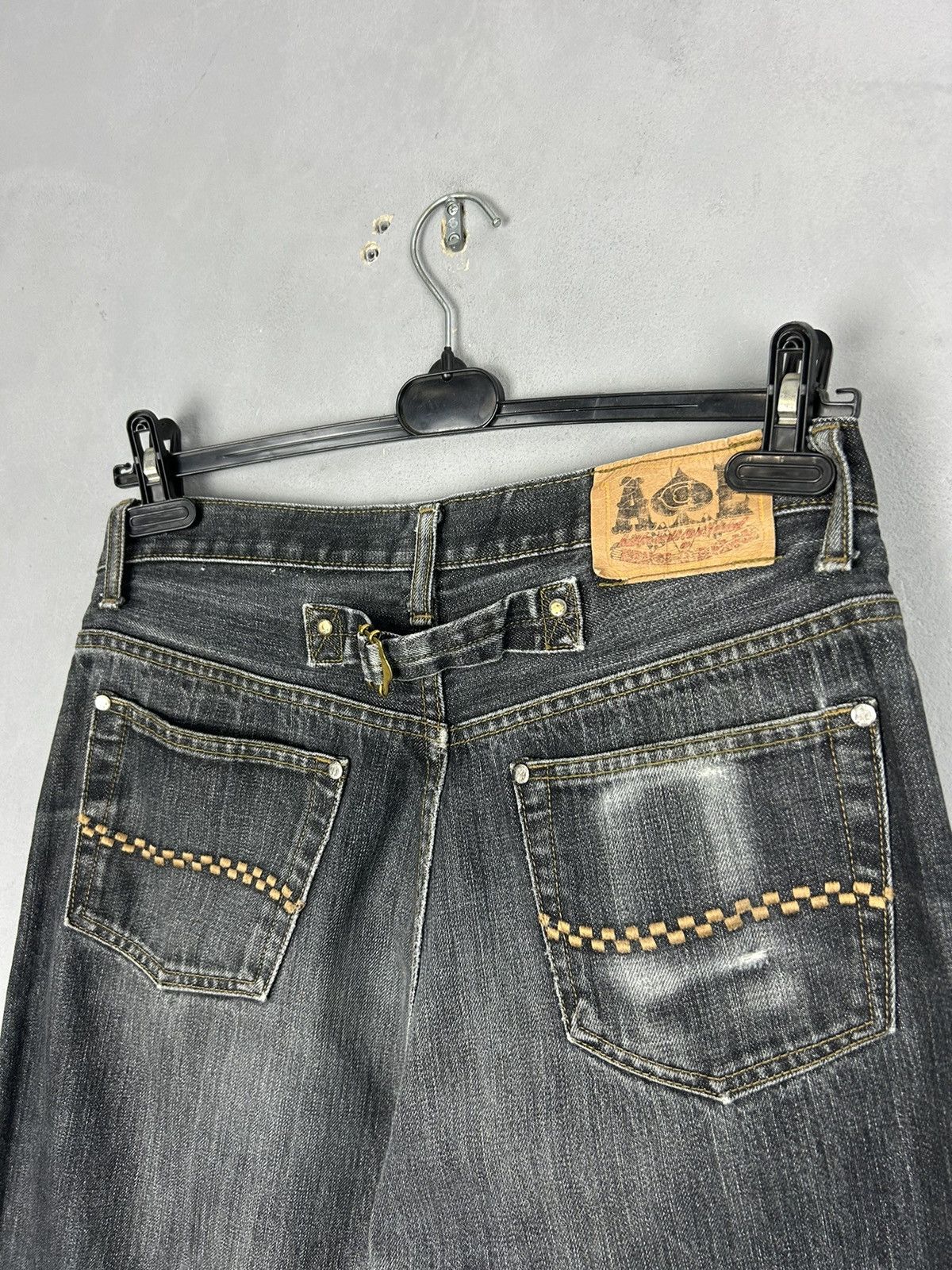 Japanese Brand Vintage Japanese Selvedge Denim Jeans Cinch Back Distressed Size US 31 - 7 Thumbnail
