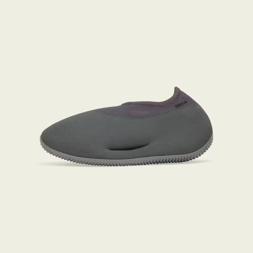 Adidas YZY KNIT RNR Size US 9 / EU 42 - 4 Thumbnail