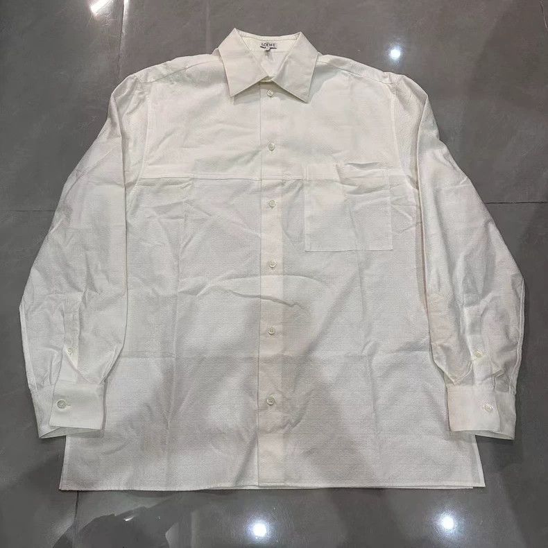 Loewe LOEWE Full logo shirt Size L / US 10 / IT 46 - 1 Thumbnail