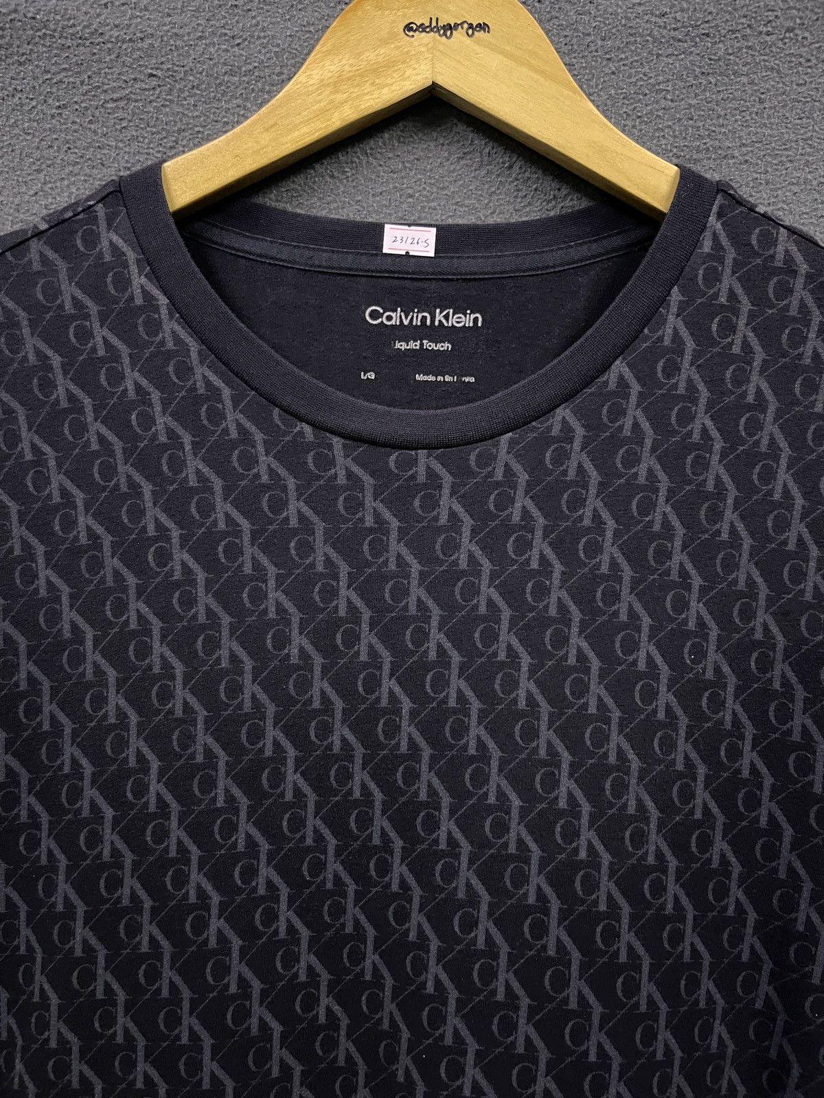 Calvin Klein CALVIN KLEIN MONOGRAM FULLPRINT TSHIRT Size US L / EU 52-54 / 3 - 3 Thumbnail