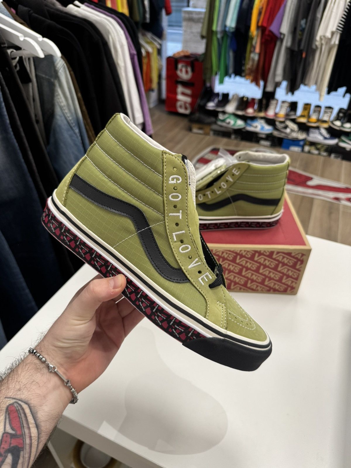 Patta × Vans Vans x patta hi olive 42,5 Size US 9.5 / EU 42-43 - 1 Thumbnail