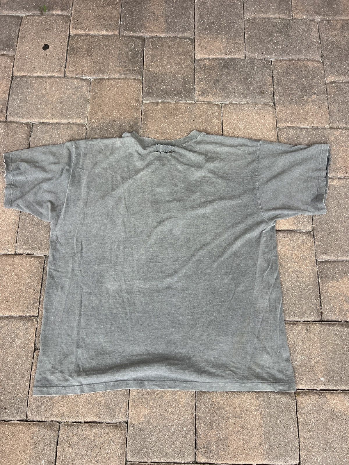 Other Vintage 90s Thrashed Bum Equipment Tee (L 22x26.5) Size US L / EU 52-54 / 3 - 3 Thumbnail